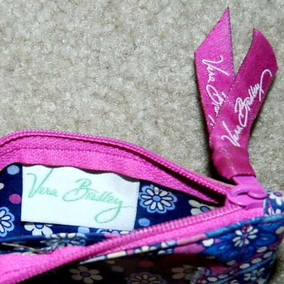 Vera Bradley Coin Holder Purse Purple Paisley - Picture 8 of 8